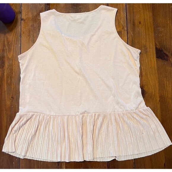 Rose & Olive women's pink sleeveless top size Large, pleated hem - Picture 5 of 8